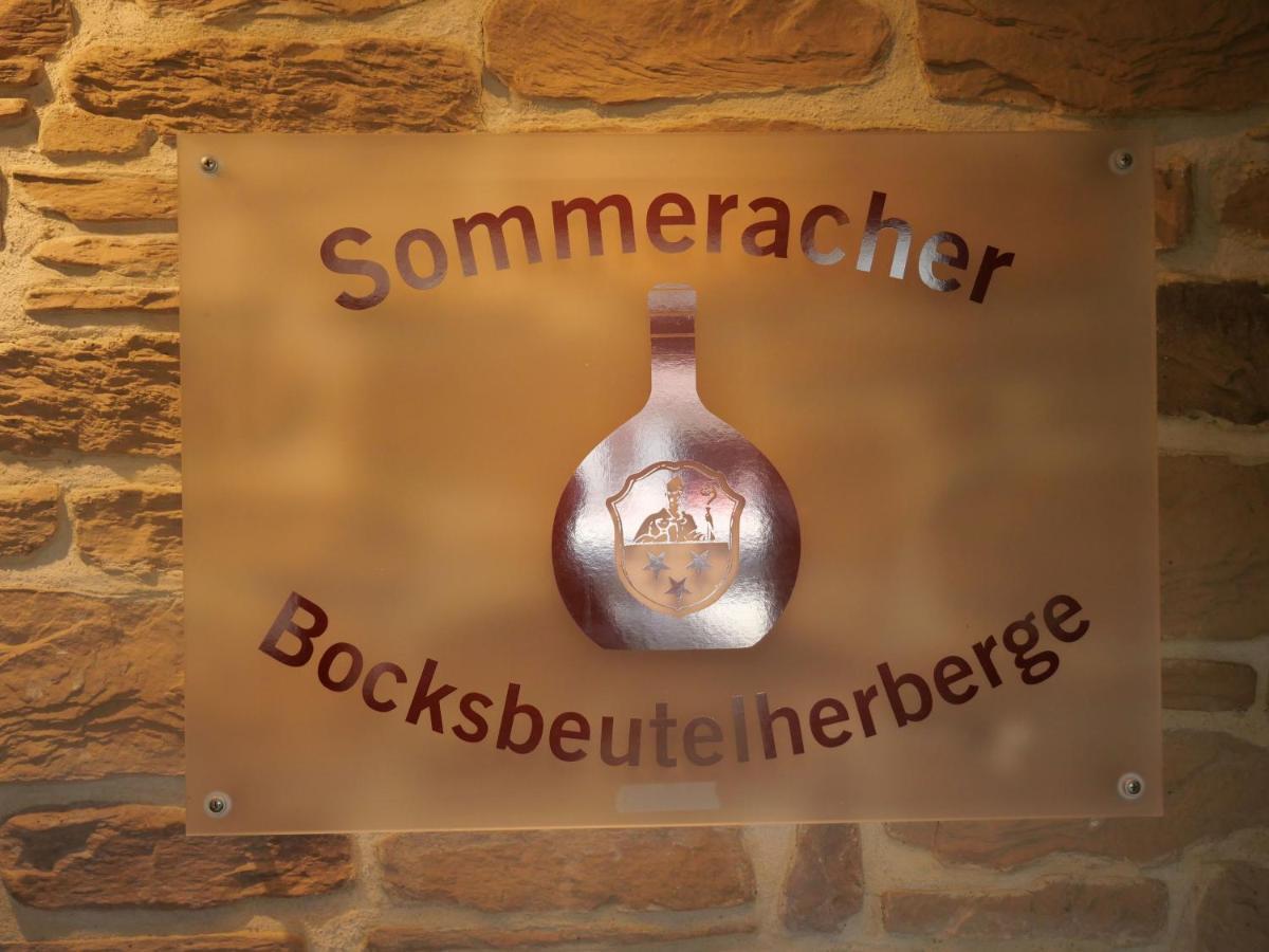 Bocksbeutelherberge Зоммерах Экстерьер фото